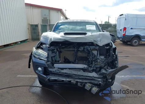 2016 Toyota Tacoma Trd Sport z USA, uszkodzony, nr VIN 3TMCZ5AN9GM034326